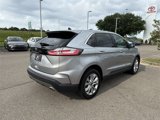 Used 2022 Ford Edge Titanium image 3