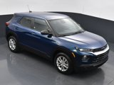 Used 2021 Chevrolet TrailBlazer LS image 2