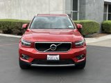 Used 2020 Volvo XC40 T5 Momentum w/ Protection Package Premier image 4