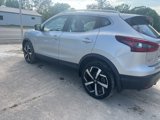 Used 2021 Nissan Rogue Sport SL w/ Premium Package image 2