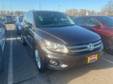 Used 2016 Volkswagen Tiguan SE image 2