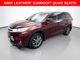 Used 2017 Toyota Highlander XLE image 3
