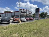 Used 2018 Buick Encore Essence image 2