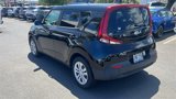 Used 2022 Kia Soul LX image 3