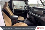 Used 2023 Jeep Gladiator Sport image 6