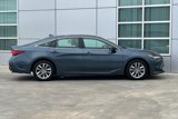 Used 2021 Toyota Avalon XLE w/ Moonroof Package image 3