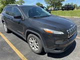 Used 2015 Jeep Cherokee Latitude w/ Cold Weather Group image 2