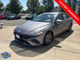 Used 2024 Hyundai Elantra SEL image 3
