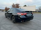 Used 2018 Toyota Camry SE image 4