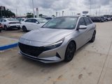 Used 2021 Hyundai Elantra SEL w/ Convenience Package image 3