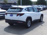 New 2024 Hyundai Tucson SE image 2