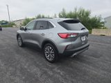 Used 2022 Ford Escape Titanium image 3