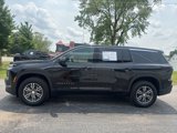 Used 2024 Chevrolet Traverse LS image 4