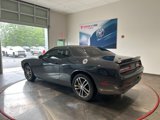 Used 2019 Dodge Challenger SXT image 5