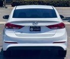 Used 2018 Hyundai Elantra SE image 2
