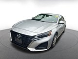 Used 2023 Nissan Altima 2.5 S image 2