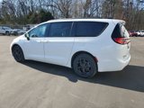 New 2025 Chrysler Pacifica Premium image 4