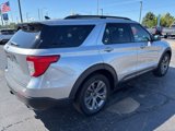 Used 2021 Ford Explorer XLT w/ Equipment Group 202A image 5