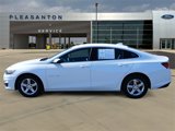 Used 2024 Chevrolet Malibu LT image 2