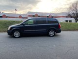 Used 2013 Chrysler Town & Country Touring image 2