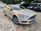 Used 2017 Ford Fusion SE image 3