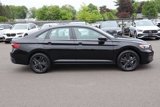 Used 2024 Volkswagen Jetta SE w/ Panoramic Sunroof Package image 4
