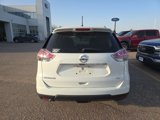 Used 2016 Nissan Rogue SV w/ SV Premium Package image 4