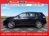 Used 2015 Nissan Rogue S image 2