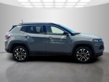 Used 2022 Jeep Compass Limited image 2