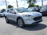 Used 2022 Ford Escape SEL w/ Technology Package image 4
