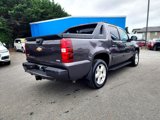 Used 2010 Chevrolet Avalanche LT image 5