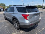 Used 2021 Ford Explorer XLT w/ Equipment Group 202A image 3