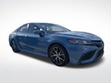 Used 2023 Toyota Camry SE image 3