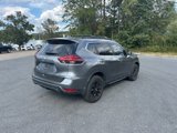 Used 2018 Nissan Rogue SV w/ Premium Package image 2