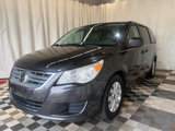Used 2012 Volkswagen Routan SEL image 2