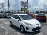 Used 2013 Ford Fiesta SE image 2