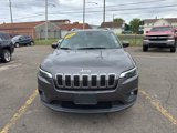 Used 2019 Jeep Cherokee Latitude Plus w/ Cold Weather Group image 2