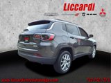 Used 2022 Jeep Compass Latitude image 2