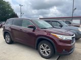 Used 2015 Toyota Highlander XLE image 3