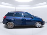 Used 2003 Toyota Matrix image 2