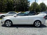 Used 2012 Volkswagen Eos Executive image 2