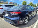 Used 2022 Toyota Corolla LE image 2