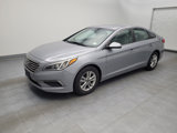 Used 2017 Hyundai Sonata SE image 2