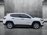 Used 2024 Jeep Compass Sport image 4