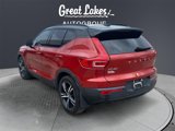 Used 2021 Volvo XC40 T5 R-Design w/ Advanced Package image 3