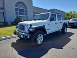 Used 2023 Jeep Gladiator Sport image 3