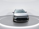 Used 2023 Kia Niro EX Touring image 3