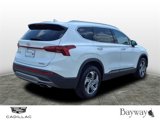 Used 2023 Hyundai Santa Fe SEL image 2