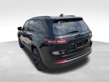 Used 2022 Jeep Grand Cherokee Altitude image 5