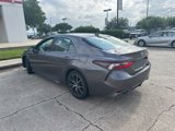 Used 2022 Toyota Camry SE image 4